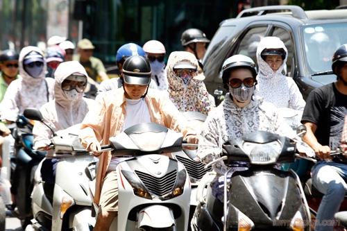 Những thói quen làm giảm tuổi thọ xe máy trong ngày nóng