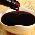 Học theo đầu bếp Mỹ cho gia vị này vào trứng rán cô gái không ngờ món ăn ngon xuất sắc đến thế - Ảnh 2.