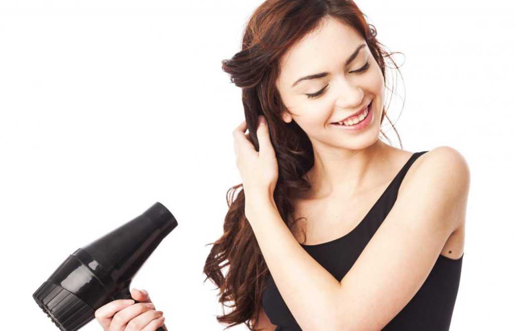 Mùa đông không lo tóc tóc xơ rối nhờ những thói quen chẳng ai nghĩ tới