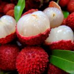 Trẻ ăn vải thế nào mới đúng cách?