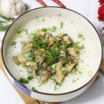 Cháo trai nóng hổi cho bữa sáng