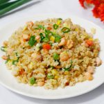 Nạp năng lượng cho cả ngày với Cơm chiên cá hồi cho bữa sáng