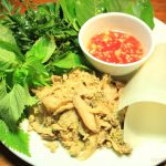 Cuối tuần làm nem tai cuốn lá sung lai rai