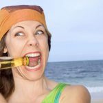Những thói quen gây hại răng cần bỏ ngay