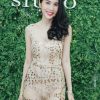 Khi những bà mẹ U40 khoe dáng, đến gái còn son cũng phải ghen tỵ